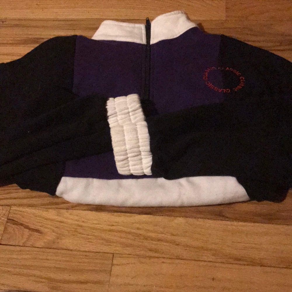 Retro sweater! - Picture 2 of 3
